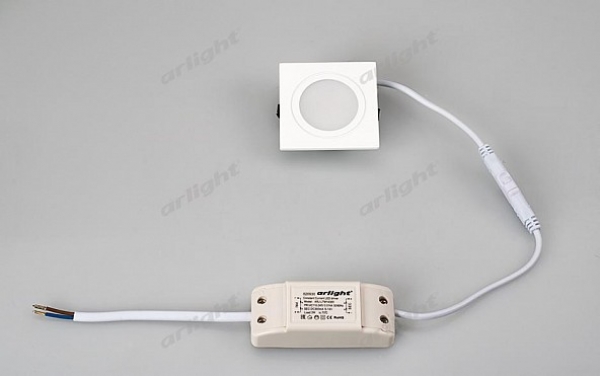 Светодиодный светильник LTM-S60x60WH-Frost 3W White 110deg