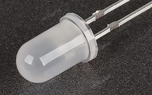 Светодиод ARL-5613URW-1cd